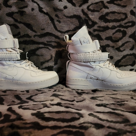 Nike Special Field Air Force 1 AF1 Grey/Grey/Grey - Picture 2 of 7